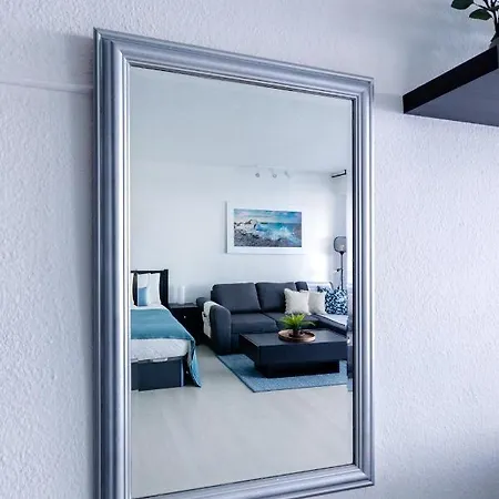 Apartment Blue Dream: Panoramic View On Heights Over The Sea