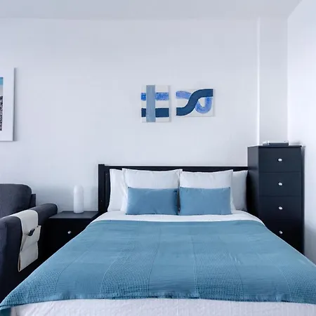 Blue Dream: Panoramic View On Heights Over The Sea Apartment *
