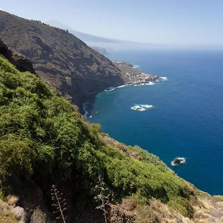Blue Dream: Panoramic View On Heights Over The Sea Apartment *