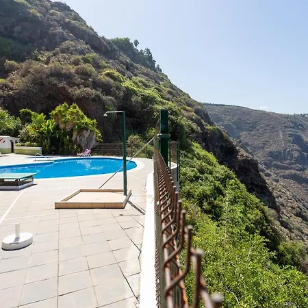 Apartment Blue Dream: Panoramic View On Heights Over The Sea *